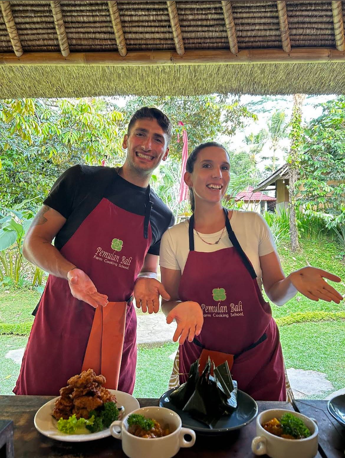 Bali: Fun Cooking Class With Market Tour and Farm Tour